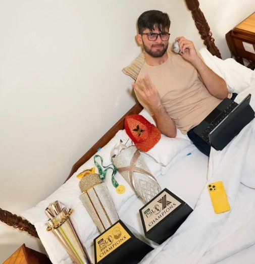 Shaheen Afridi’s Viral Photo Marks PSL 10 Victory