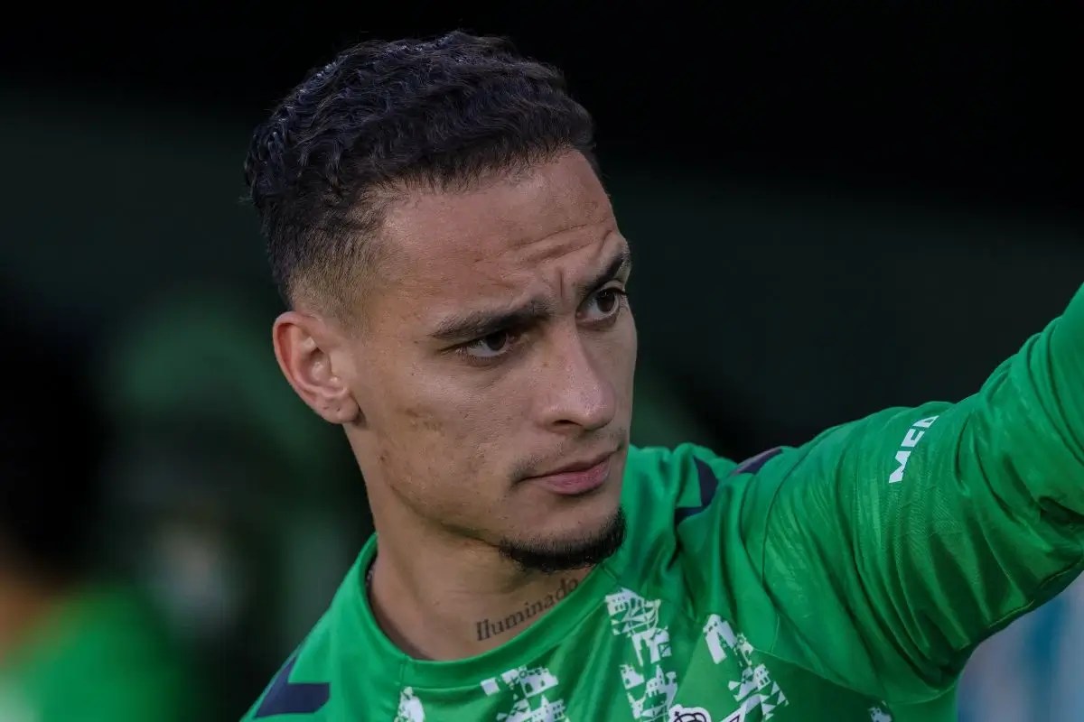 Antony move sparks Manchester United transfer drama