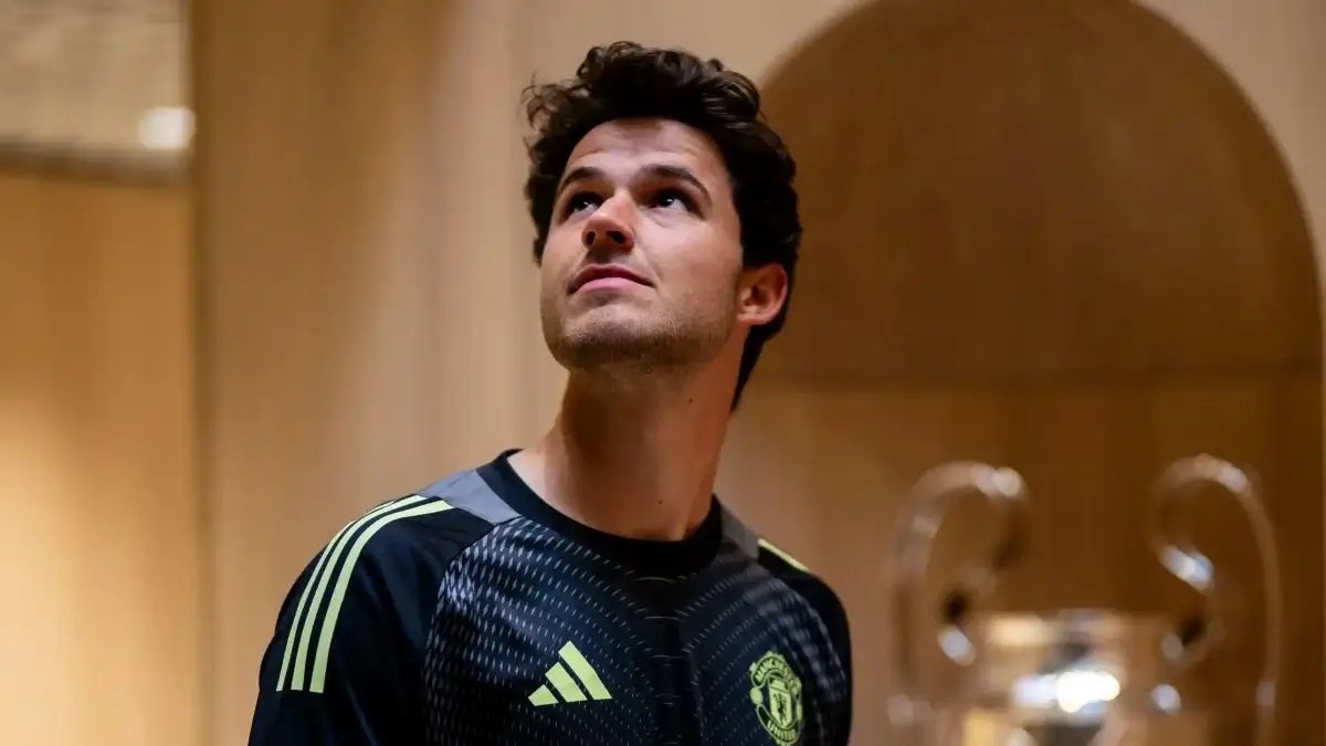 Senne Lammens inspired by Champions League winning trio